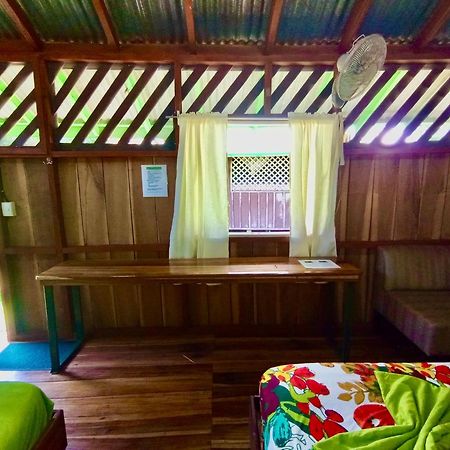 Alouatta Lodge And Canopy Cahuita Zewnętrze zdjęcie