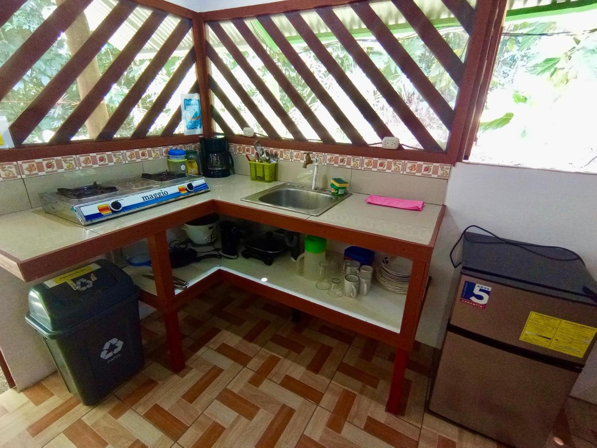 Alouatta Lodge And Canopy Cahuita Zewnętrze zdjęcie