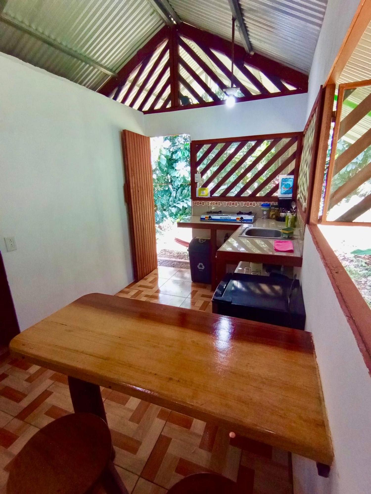 Alouatta Lodge And Canopy Cahuita Zewnętrze zdjęcie