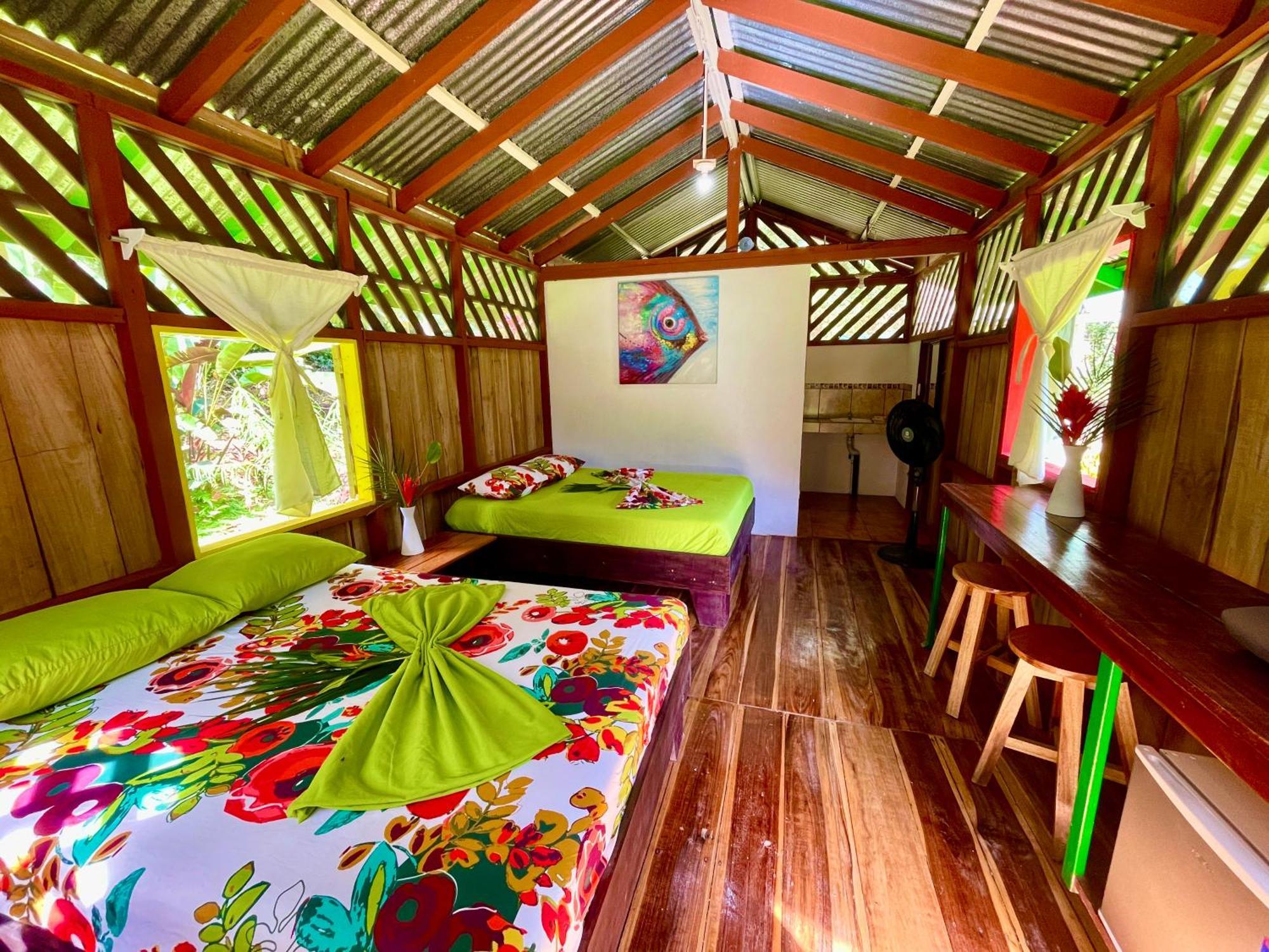 Alouatta Lodge And Canopy Cahuita Zewnętrze zdjęcie
